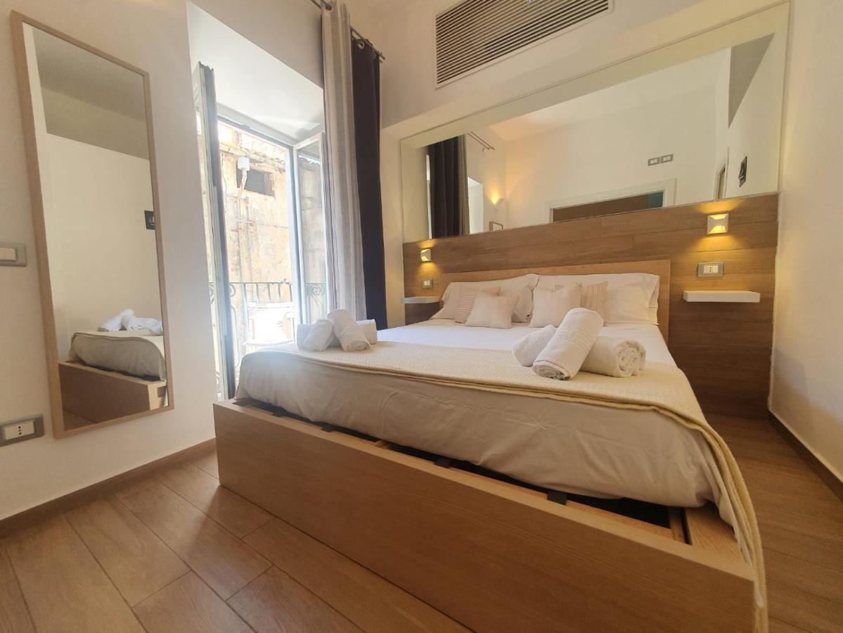 Casa Sofia- Fondi Vertice Rooms Экстерьер фото