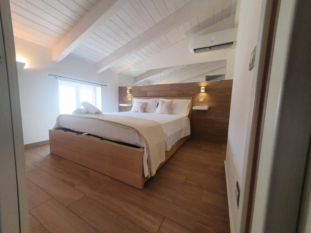 Casa Sofia- Fondi Vertice Rooms Экстерьер фото