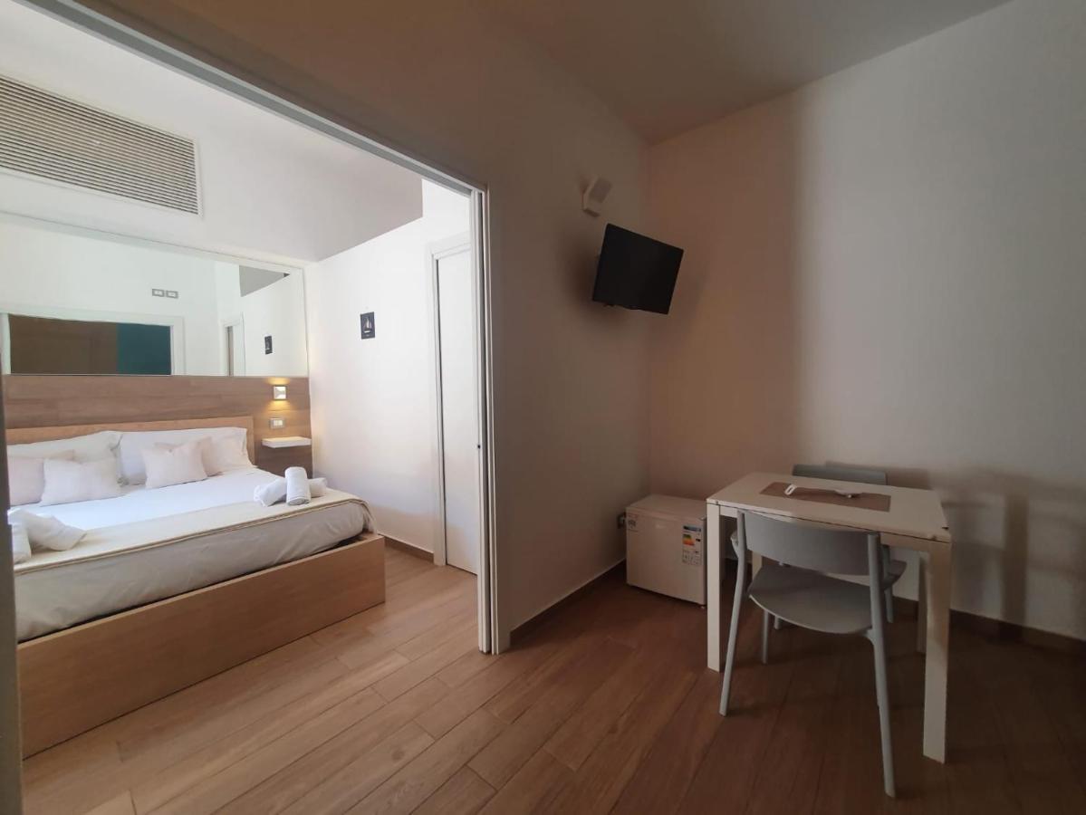Casa Sofia- Fondi Vertice Rooms Экстерьер фото