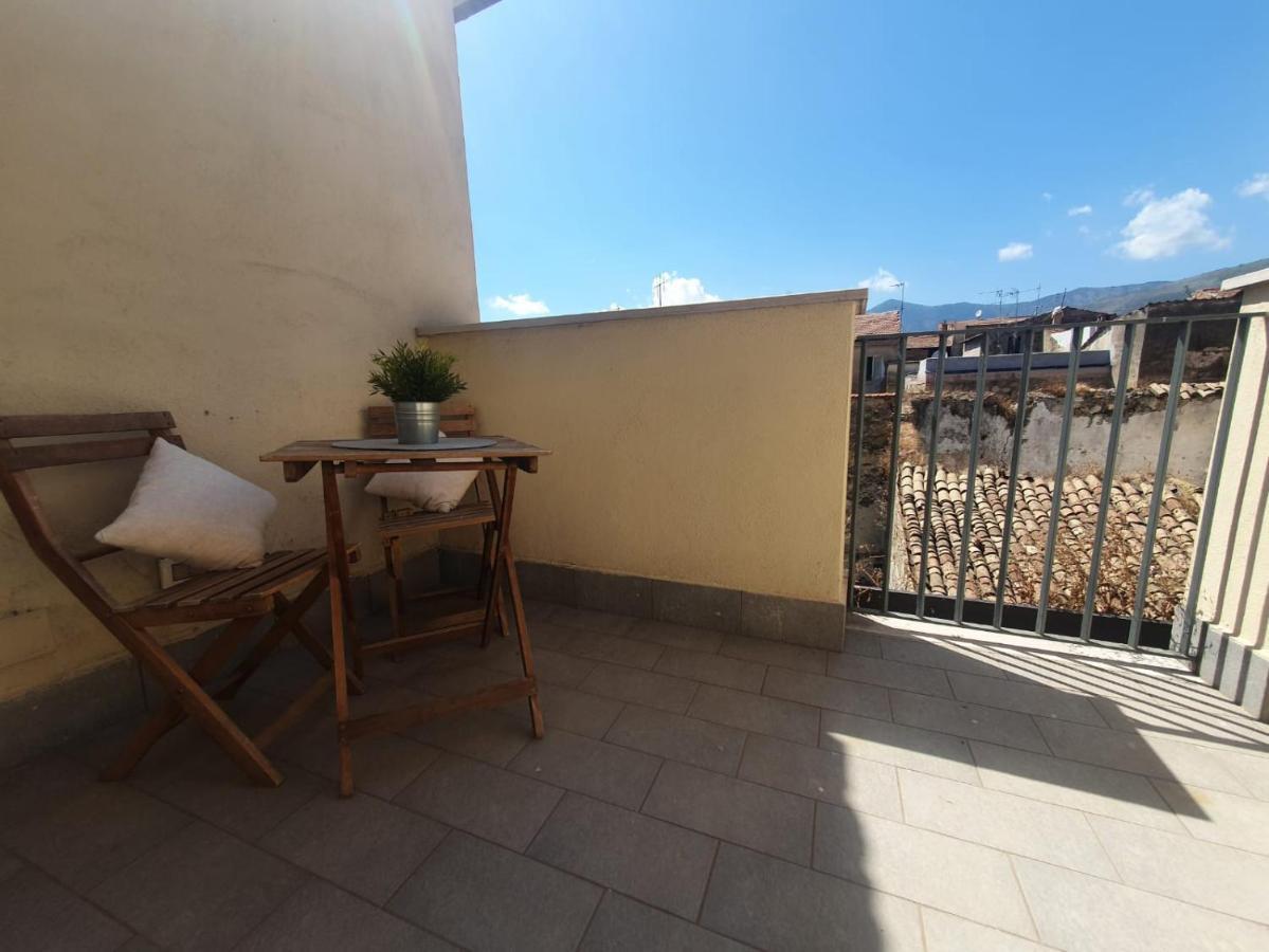Casa Sofia- Fondi Vertice Rooms Экстерьер фото