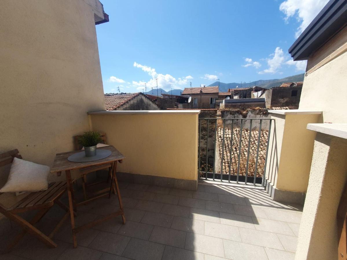 Casa Sofia- Fondi Vertice Rooms Экстерьер фото